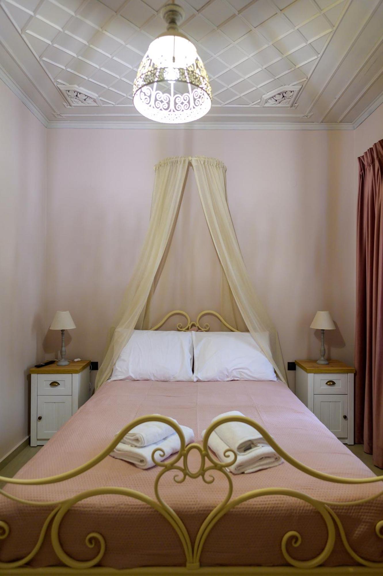 The Five Keys Hotel Monodéndri Kültér fotó